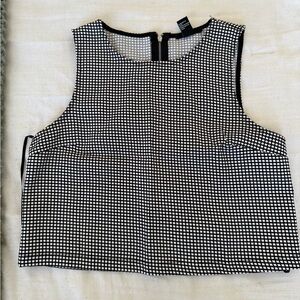 F21 b&w small checkerboard top